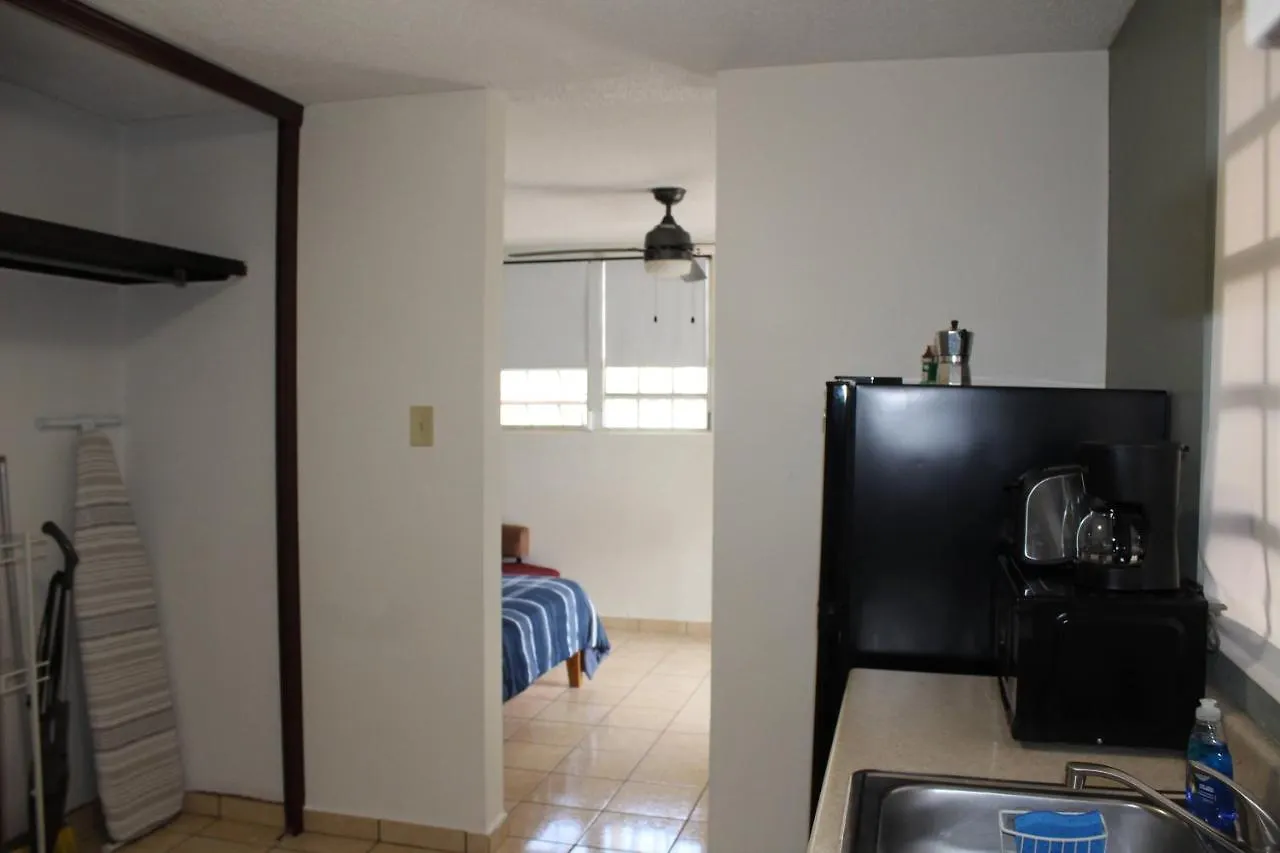 Marilou Apt A Levittown 0*,  Puerto Rico